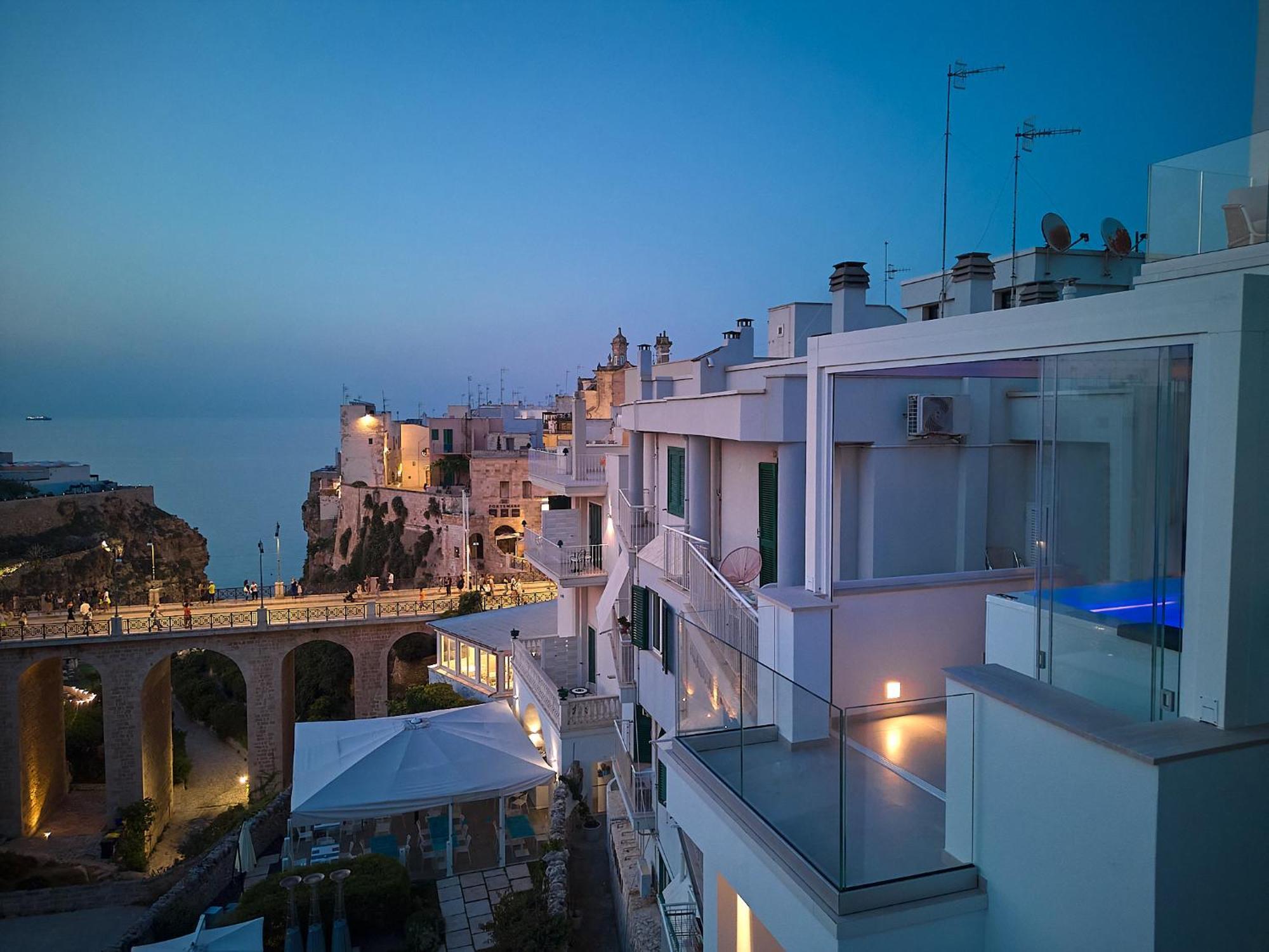 Hotel White Coast Polignano a Mare Exterior foto